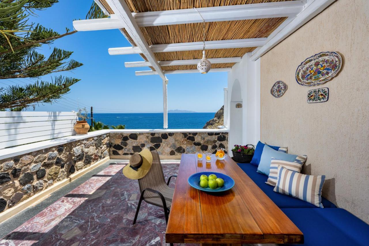 Moschatos Beach House Камари Экстерьер фото