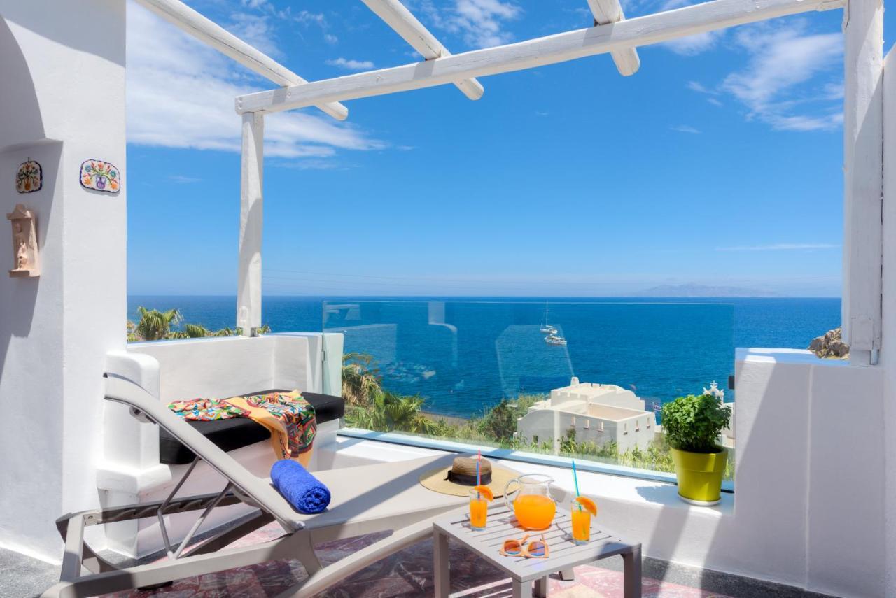 Moschatos Beach House Камари Экстерьер фото