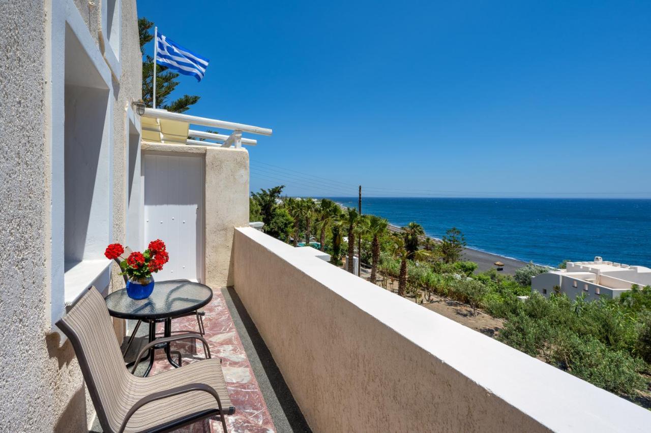 Moschatos Beach House Камари Экстерьер фото