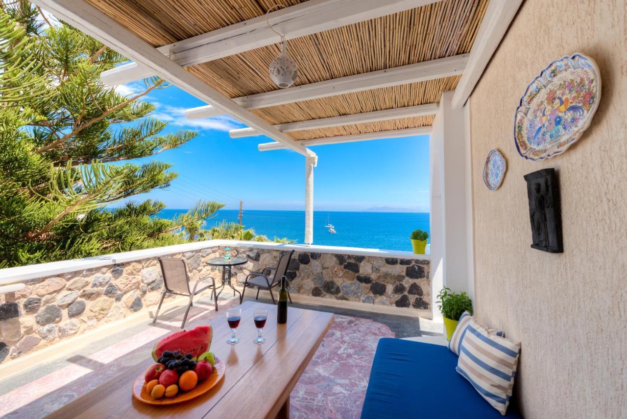 Moschatos Beach House Камари Экстерьер фото