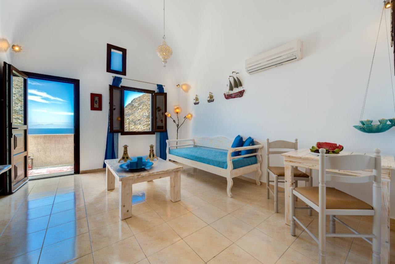 Moschatos Beach House Камари Экстерьер фото