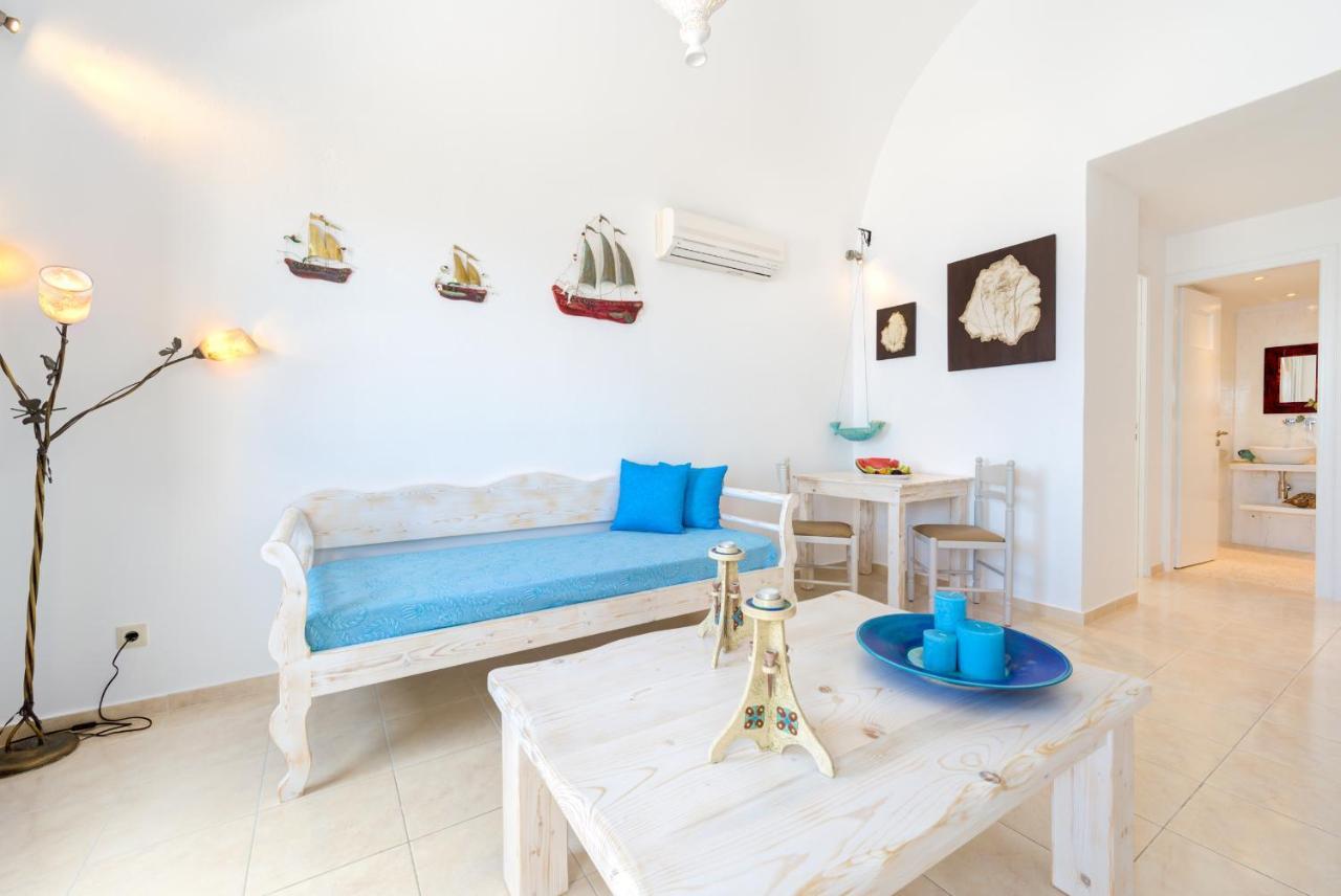 Moschatos Beach House Камари Экстерьер фото